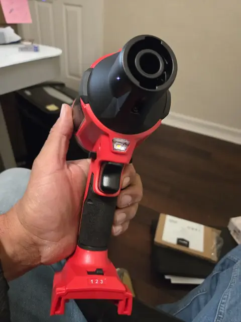 M12 compact blower