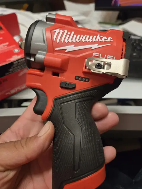M12 FUEL stubby impact wrench