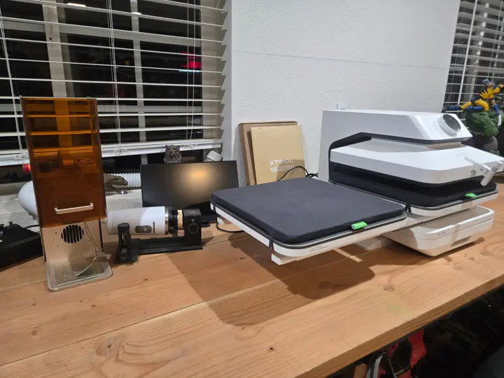 xTool F2, rotary and xTool heat press