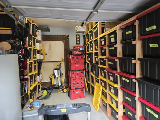 Racks, bins and PACKOUT in the tool room