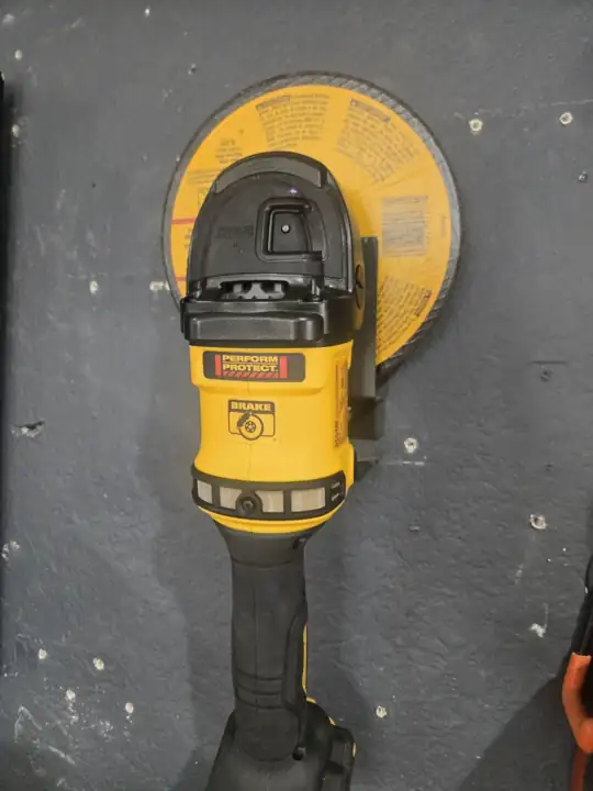 60V FLEXVOLT 7in grinder