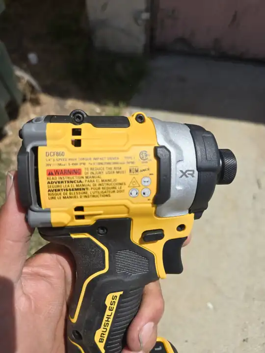 DeWalt XR 1/4in impact driver