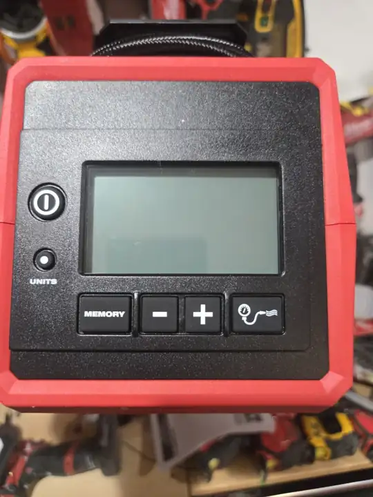 Inflator presets: set PSI and it shuts off
