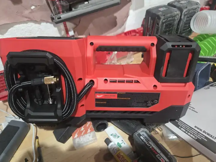 M18 inflator with hose and gauge