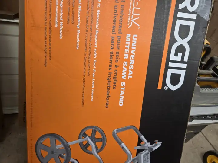 RIDGID universal miter saw stand AC9946